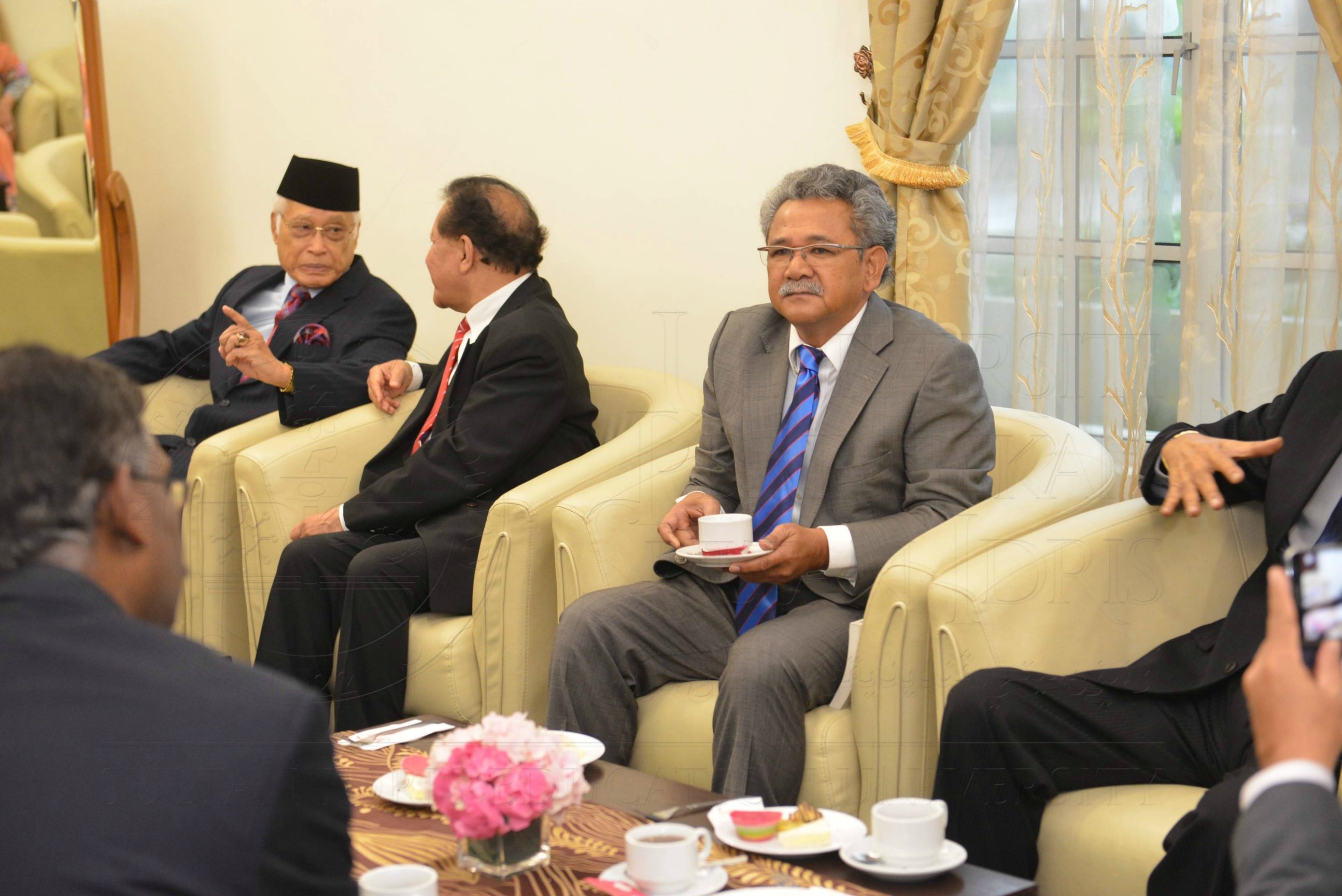 PRO 15 104 konvo BKK S15915